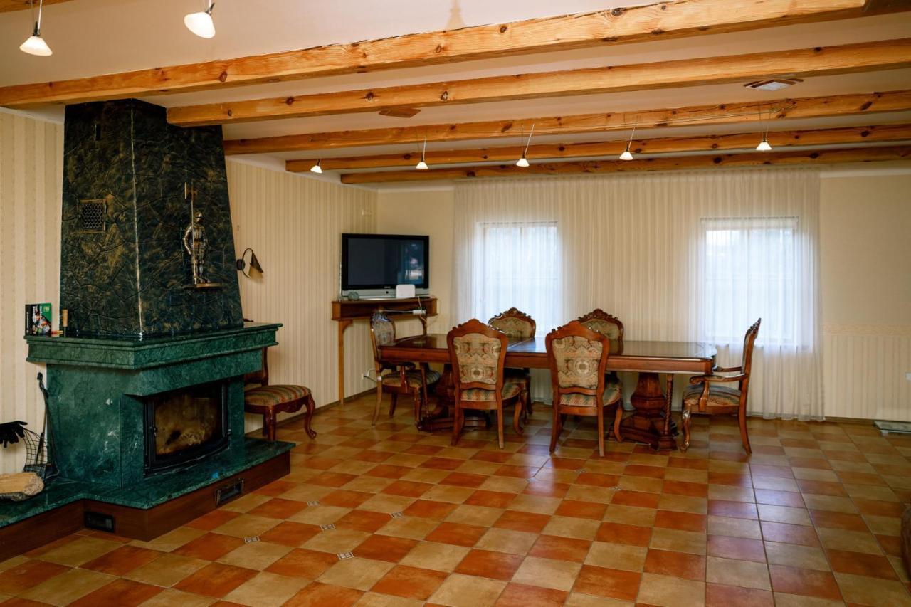 Bash Village House Βέντσπιλς Εξωτερικό φωτογραφία